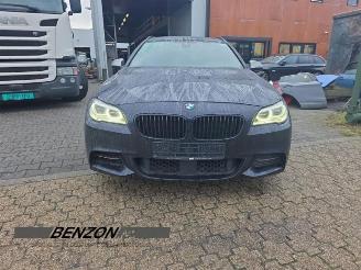 Dezmembrări autoturisme BMW 5-serie 5 serie Touring (F11), Combi, 2009 / 2017 M550d xDrive 24V 2015/3
