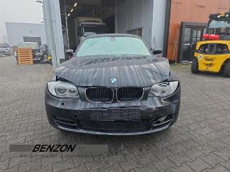Vrakbiler auto BMW 1-serie 1 serie (E88), Cabrio, 2007 / 2013 118i 16V 2008/6