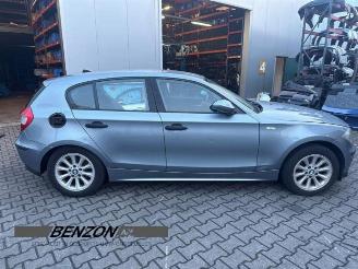 BMW 1-serie 1 serie (E87/87N), Hatchback 5-drs, 2003 / 2012 118i 16V picture 3