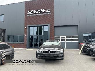 Vrakbiler auto BMW 5-serie 5 serie Touring (G31), Combi, 2017 520d 2.0 TwinPower Turbo 16V 2017/12