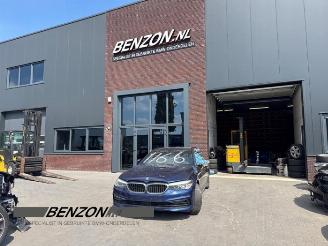 Vrakbiler auto BMW 5-serie 5 serie Touring (G31), Combi, 2017 530d 3.0 TwinPower Turbo 24V 2019/1