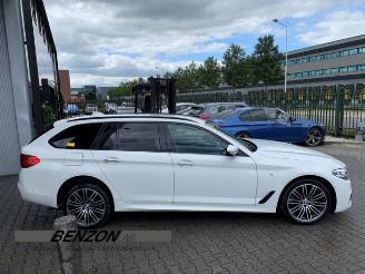 Vrakbiler auto BMW 5-serie 5 serie Touring (G31), Combi, 2017 520d 2.0 TwinPower Turbo 16V Van 2017/7