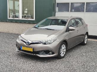 Unfallwagen Toyota Auris 1.8 Hybrid Aspiration Aut. 2016/1