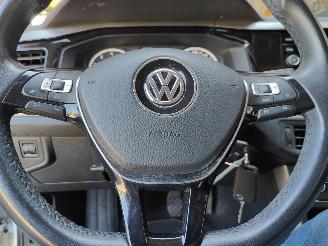 Volkswagen Polo 1.0 MPI Comfortline Navi Clima picture 16