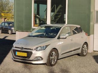 Voiture accidenté Hyundai I-20 1.2  HP i-Motion Comfort 2016/2