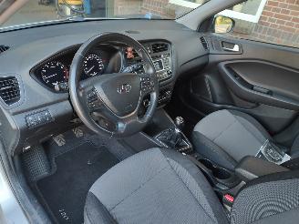 Hyundai I-20 1.2  HP i-Motion Comfort picture 12