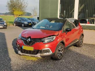 Auto incidentate Renault Captur 0.9 TCe Version S Trekhaak 2019/1