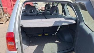 Toyota Rav-4 RAV4 (A2), Terreinwagen, 2000 / 2005 2.0 16V VVT-i 4x4 picture 7