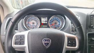 Lancia Voyager Voyager (RT), MPV, 2011 / 2014 2.8 CRD 16V picture 8