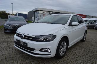 uszkodzony samochody osobowe Volkswagen Polo Polo VI Comfortline 1,6 Tdi Navi Klima Acc Eur 6 2020/6