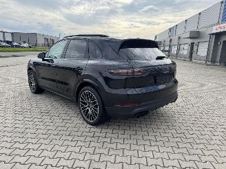 Porsche Cayenne 3.0 Automatik Leder LED Panoramadach Luftfederung picture 6