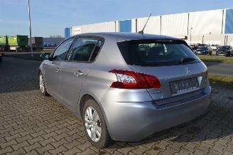 Peugeot 308 Peugeot 308 1,2 Puretech Active Navi Pdc Klima Euro 6 picture 3