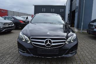 Mercedes E-klasse E220 CDI Aut Avantgarde Panorama dach Full Leder Comand Kamera picture 8