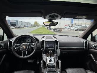 Porsche Cayenne CAYENNE S 3.0 E-HYBRID PANORAMA LEDER NAVI XENON VOL picture 16
