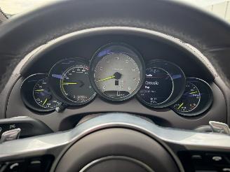 Porsche Cayenne CAYENNE S 3.0 E-HYBRID PANORAMA LEDER NAVI XENON VOL picture 17
