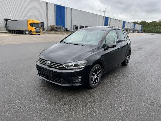 damaged passenger cars Volkswagen Golf Sportsvan 1.6 TDI KLIMA PANORAMDACH PDC 81 KW EURO 6 2015/7