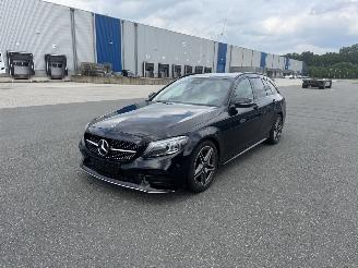 Vaurioauto  passenger cars Mercedes C-klasse C220 CDI AMG PAKKET NAVI KLIMA BURMEISTER VOLL 2018/10