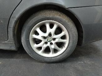 Alfa Romeo 156  picture 7