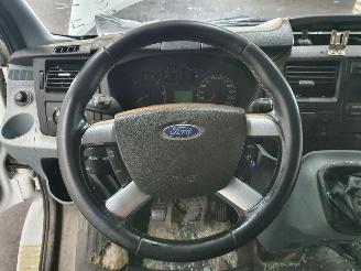 Ford Transit  picture 17
