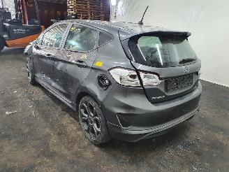 Ford Fiesta  picture 7