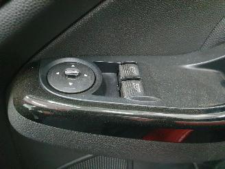 Ford Fiesta  picture 14