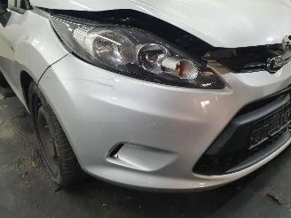 Ford Fiesta  picture 32