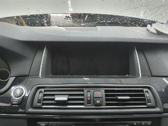 BMW 5-serie F10LCI 530d High Executive picture 29