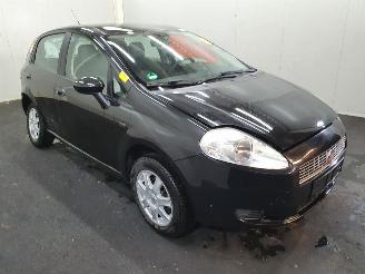 Fiat Grande Punto Dynamic picture 1