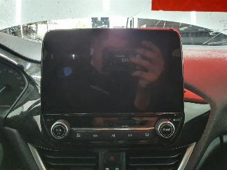 Ford Fiesta  picture 28