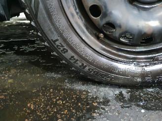 Volkswagen Up! 1.0 Easy Up BlueMotion picture 16