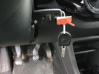 Volkswagen Up! Move picture 5