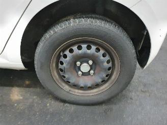 Volkswagen Up! Move picture 4