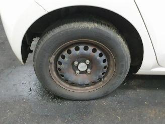 Volkswagen Up! Move picture 8