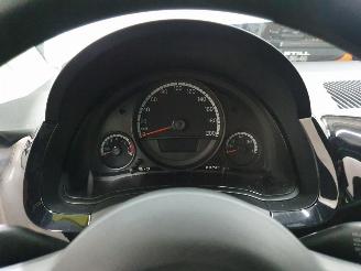 Volkswagen Up! Move BlueMotion picture 32