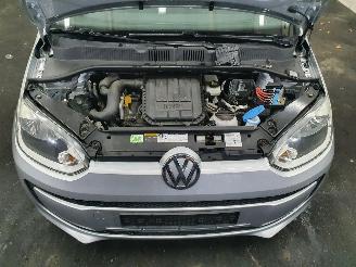 Volkswagen Up! Move BlueMotion picture 14