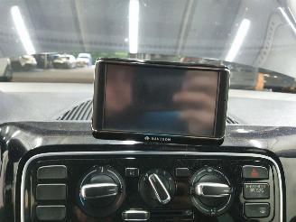 Volkswagen Up! High Up! picture 15