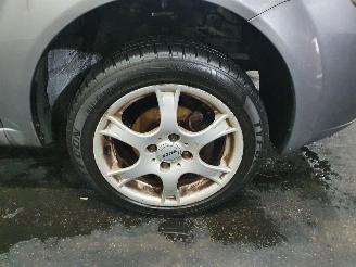 Chevrolet Kalos  picture 14