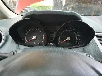 Ford Fiesta 1.25i Trend picture 24