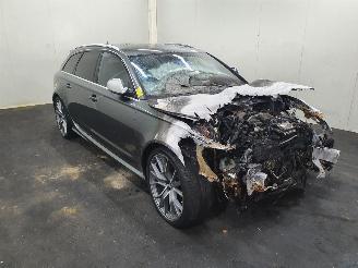 skadebil auto Audi A6 4G RS6 Plus Avant Quattro 4.0 2016/1
