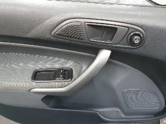 Ford Fiesta 1.25 Trend picture 5