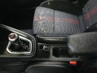 Renault Clio Mk5 BJA 1.0TCe 100 RS Line picture 25