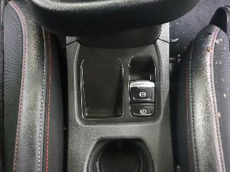 Renault Clio Mk5 BJA 1.0TCe 100 RS Line picture 3