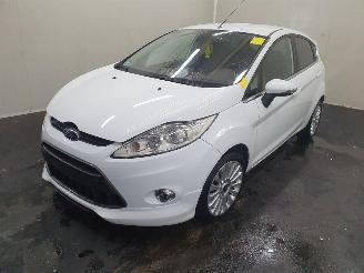 Ford Fiesta 1.4 Ghia picture 3