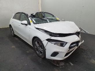 Sloopauto Mercedes A-klasse 177 A160 Avantgarde 2019/1
