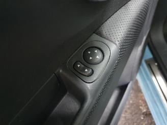 Fiat 500C 312 0.9 TwinAir Lounge picture 21