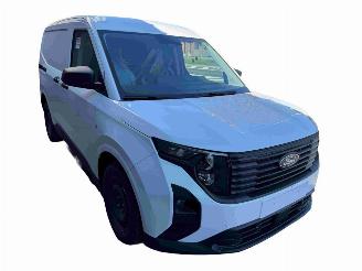  Ford Transit Courier Van  2024/8