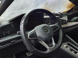 Volkswagen Golf CD1 eTFS R-Line Hybrid picture 9