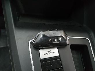 Volkswagen Golf CD1 eTFS R-Line Hybrid picture 16