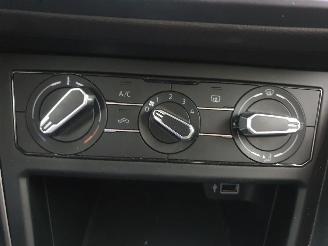 Volkswagen Polo AW1 1.0 BlueMotion Technology picture 21