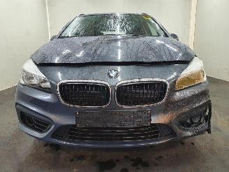 BMW 2-serie F45 218i Active Tourer picture 2